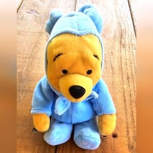 NWT DISNEY Vintage " Winnie the Pooh Easter Bunny 1999" Bean Bag Plush